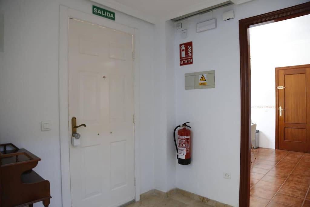Alojamiento Turistico Esmeralda Caces Exterior foto